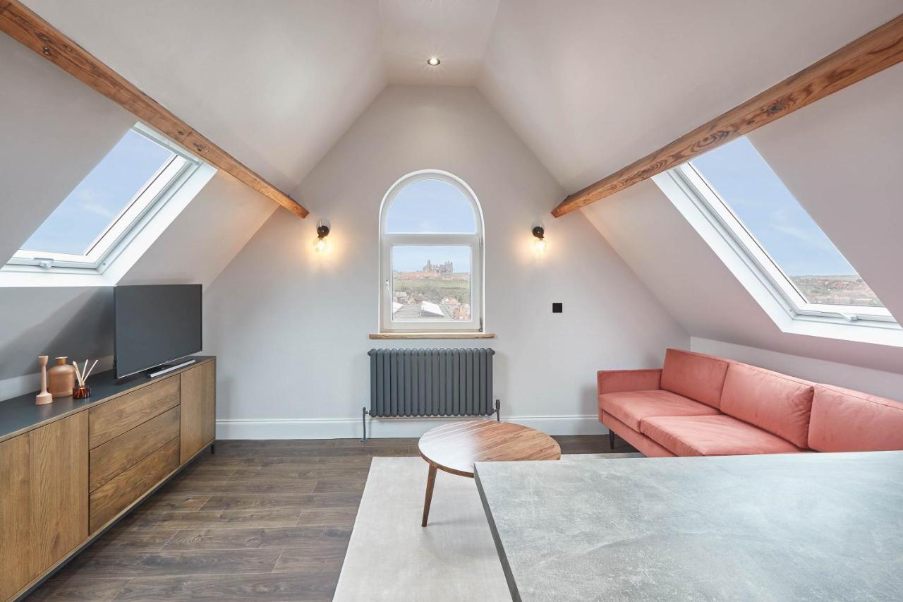Host & - The Loft At Skinner St Уитби